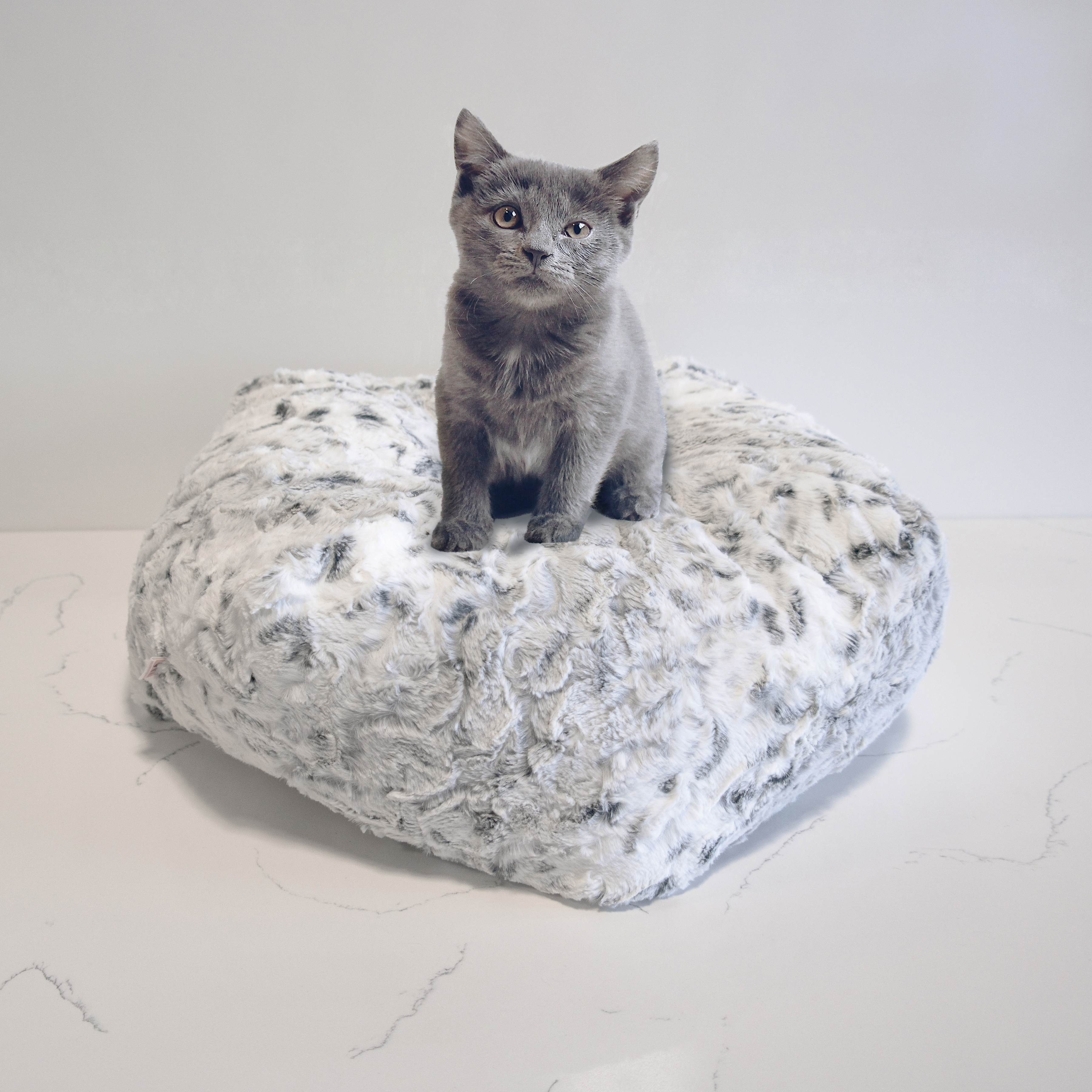 Snow Leopard Luxe Pouf Cat Bed