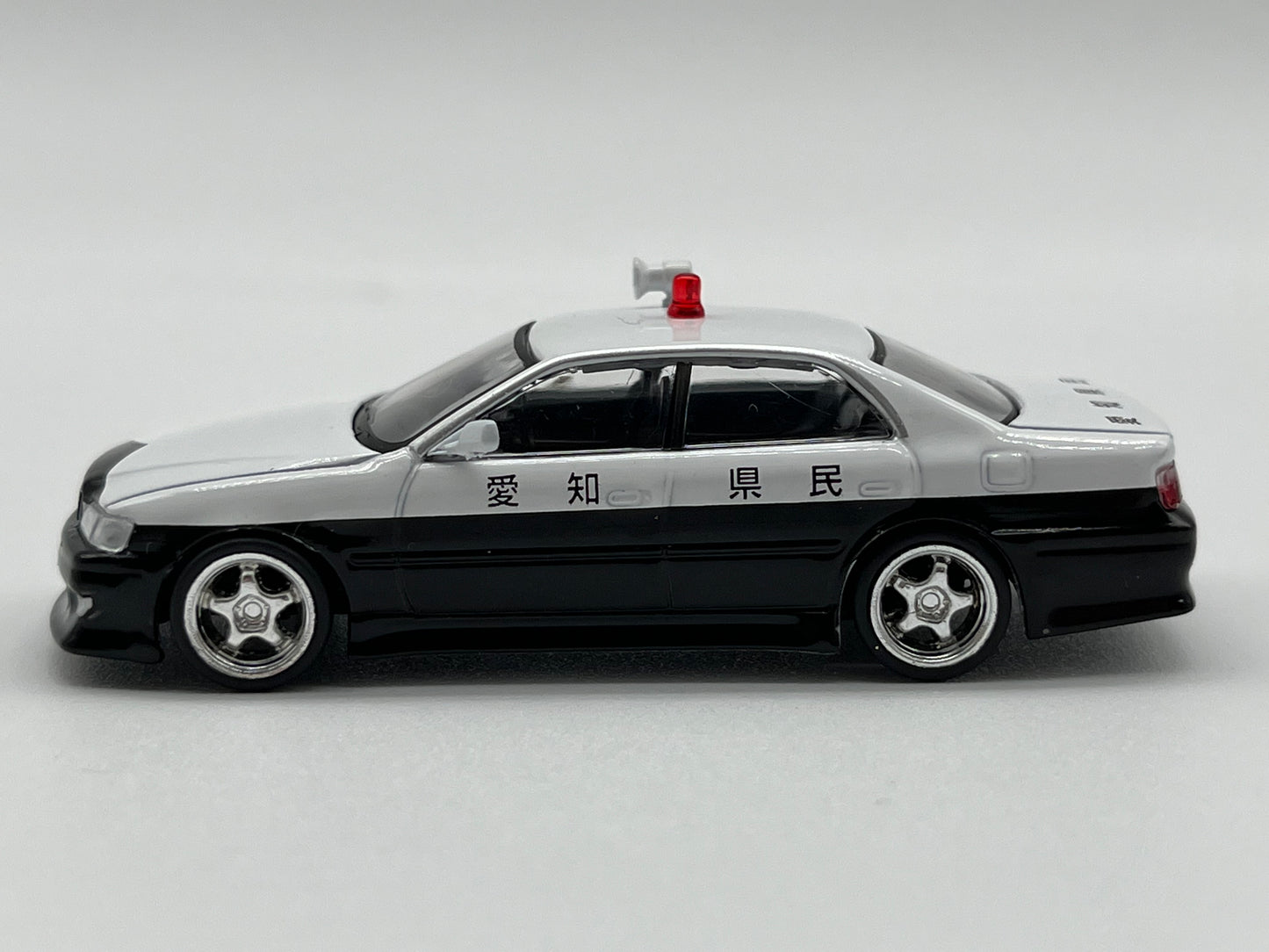 Toyota Chaser JZX100 (police). Tarmac Works . 1/64 Scale . (T64G-007-B ...