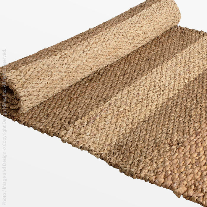 Barletta™ rug (35x24in.) - Natural | Image 2 | Premium Rug from the Barletta collection | made with Water Hyacinth Twine for long lasting use | texxture