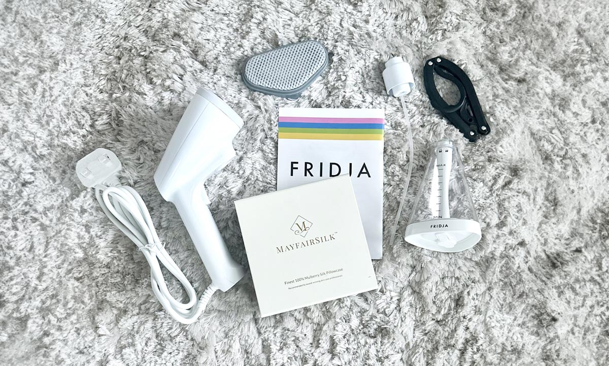 Fridja F10 Steamer with all accessories