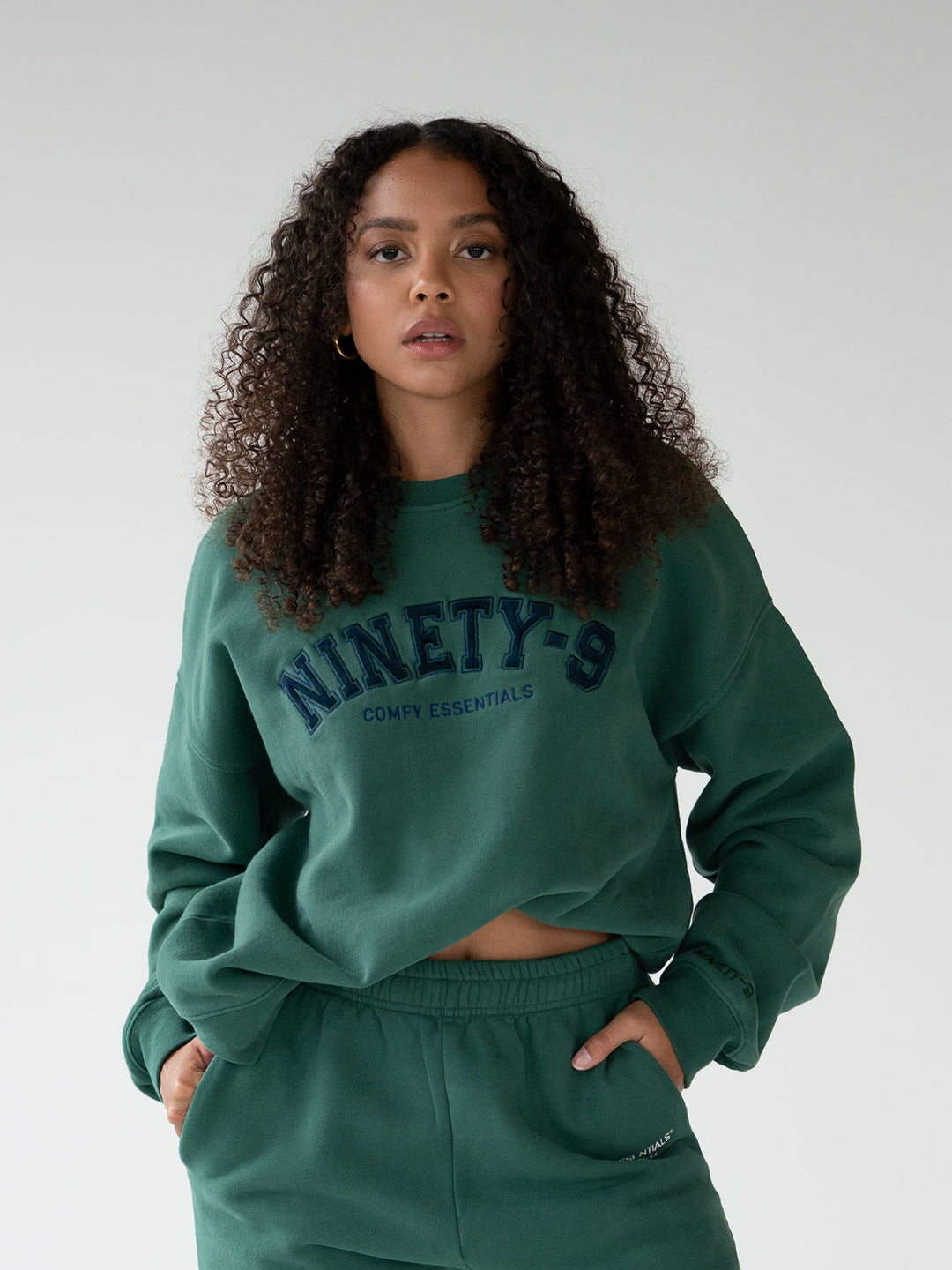 ESSENTIALS - Sweatpants • Forest Green – NINETY-9