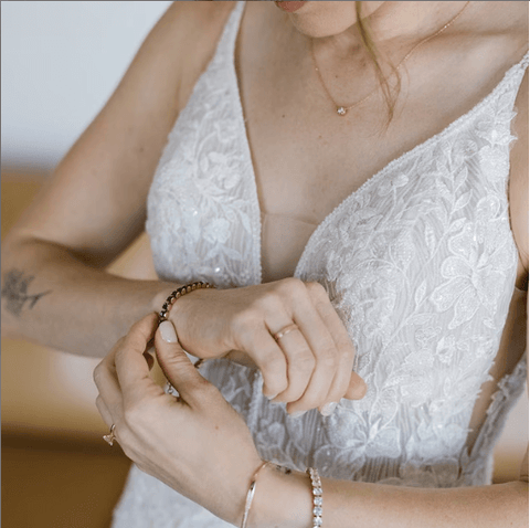 Golden bracelets for bridesmaids