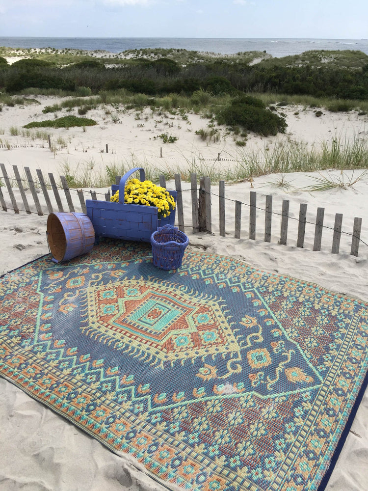 Mad Mats Molly 6' x 9' Indoor/Outdoor Area Rug in Black/Aqua