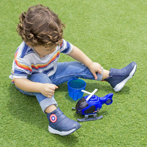 Zapatos de Avengers para niño