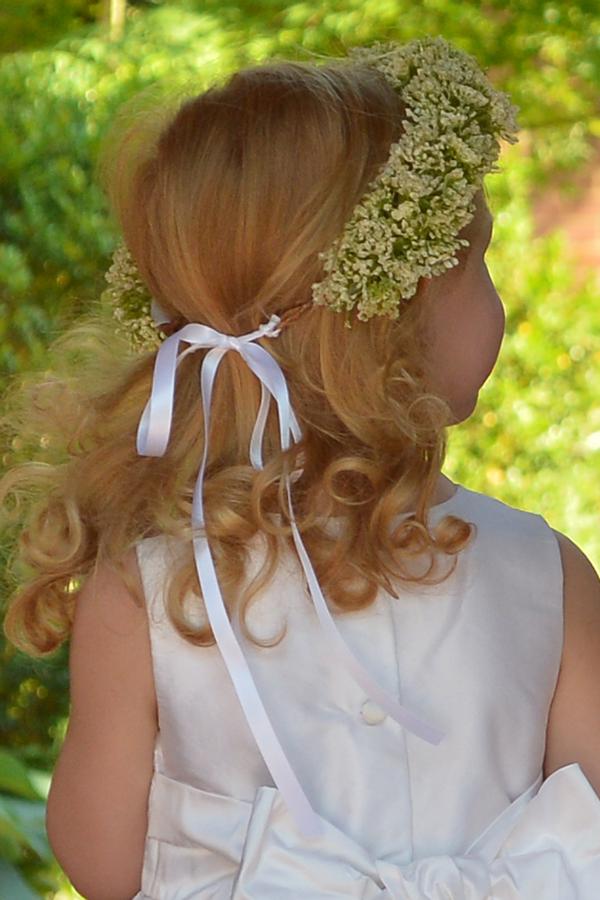 baby's breath flower girl hair