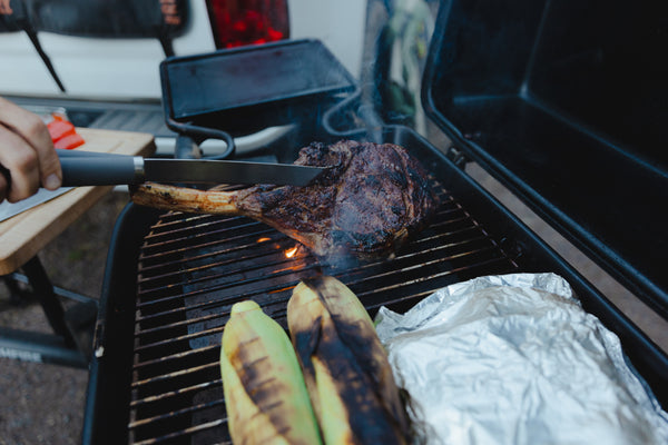 tomahawk on grill