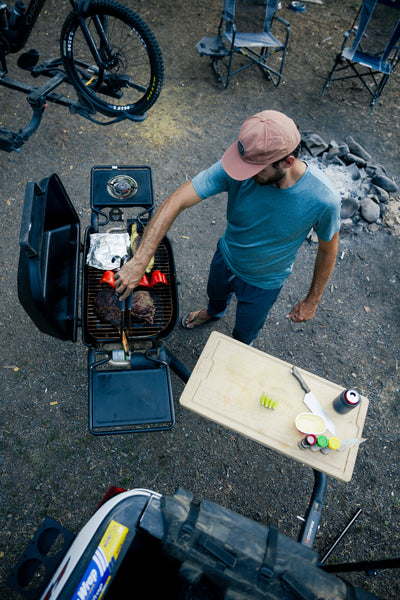 Hitch mounted grill