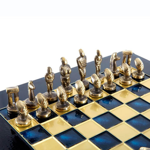 Pièces d'échecs cycladiques