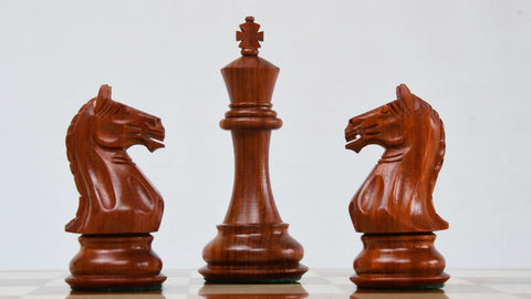 Handgeschnitzt Schachfiguren reiter holz