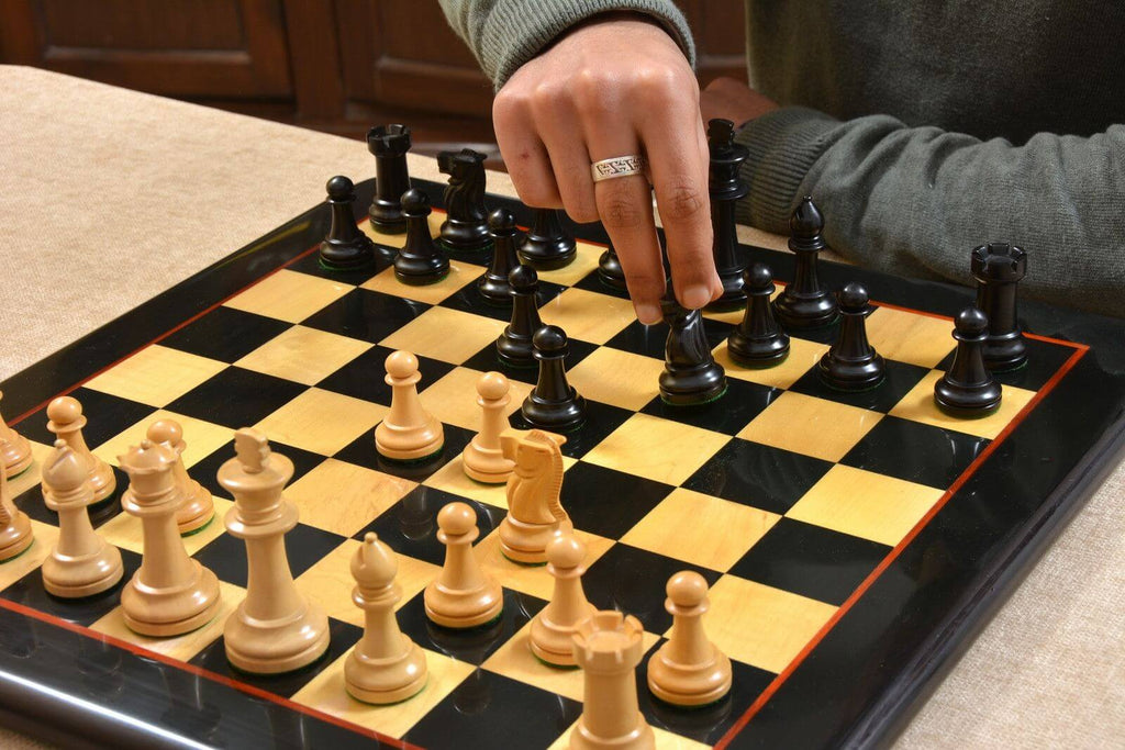 Jeu d'Echecs Canadien avec Pièces d'Echecs de Style Staunton