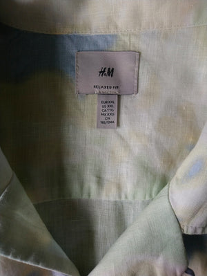 Rouwen bovenste Armstrong Manche courte en lin H&M. Couleur vert bleu jaune. Taille 2xl / xxl.  Ajustement détendu. | EcoGents