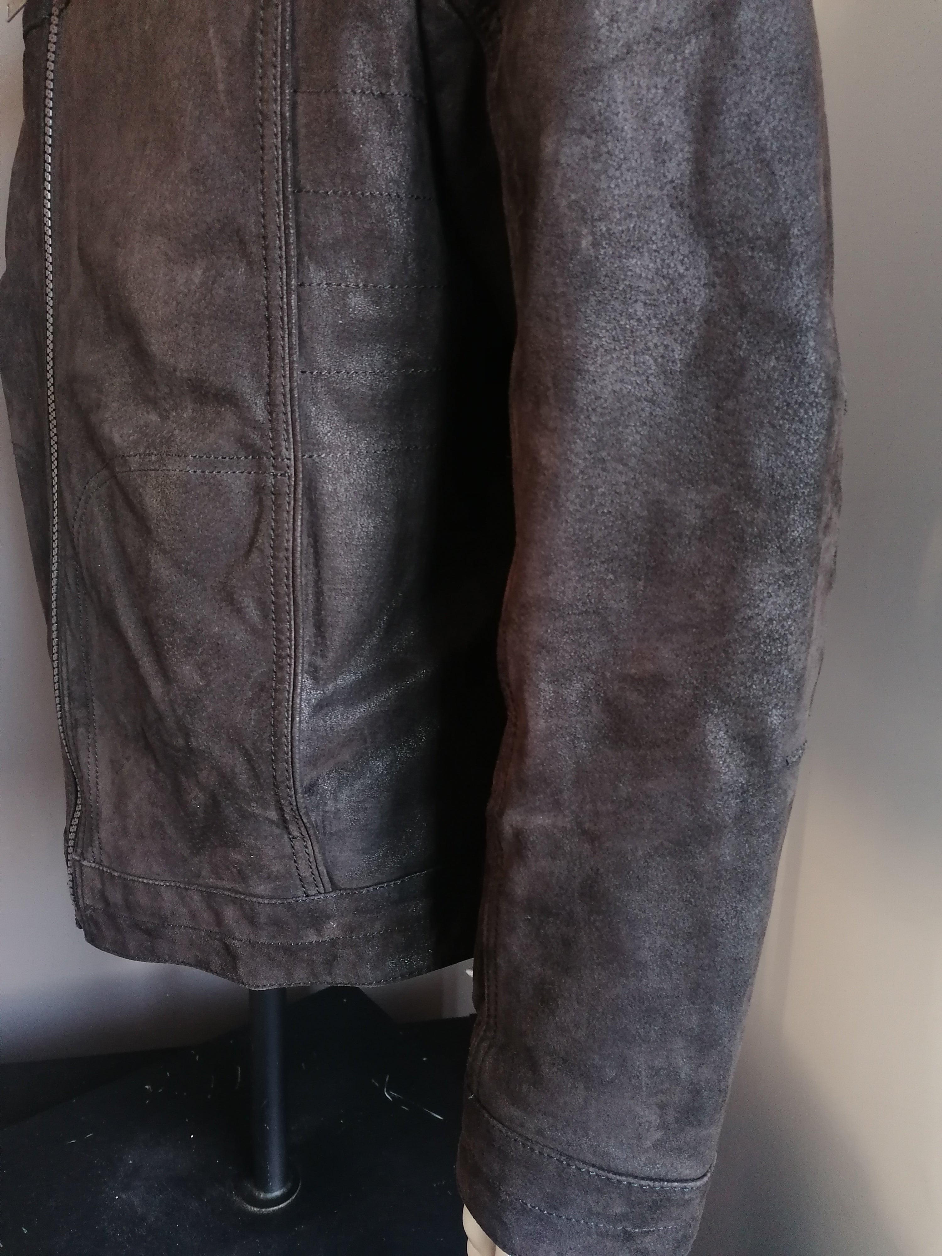CANDA Varkensleren jas jack afritsbare kraag. Donker Bruin gekleurd. Maat 56 / XL. |