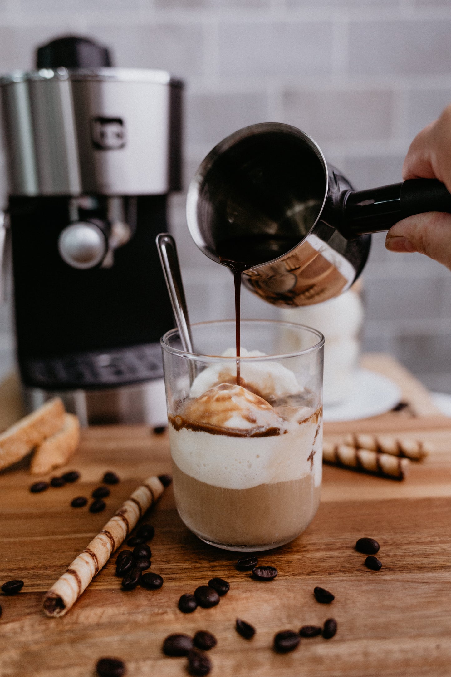 Bene Casa Espresso Coffee Maker With Milk Frother for Sale in Medley, FL -  OfferUp