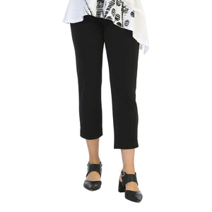 Jess & Jane Legging Capri with Elastic Waist - Jet Black - E & Co. Boutique  - Chic Capris Elastic Waist