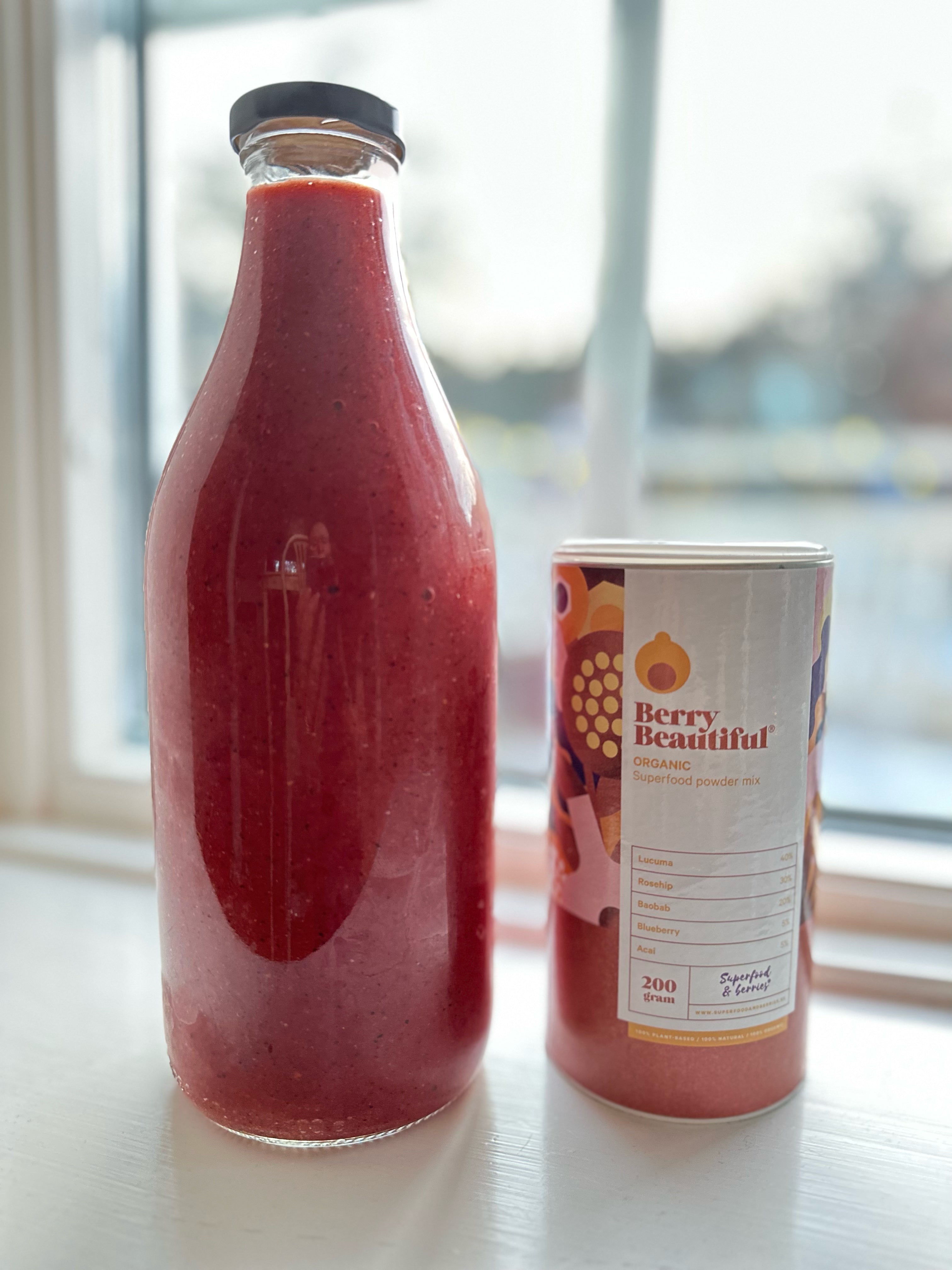 Härligt och uppfriskade smoothie med Berry Beautiful och Havtorn –  Superfood & Berries