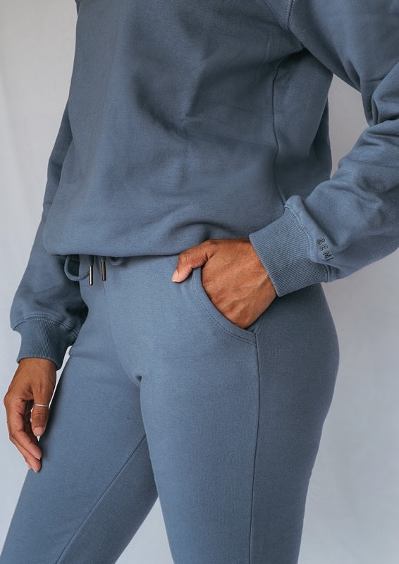 Elevate Your Loungewear Game with our RELAX Jogger – REMI the label
