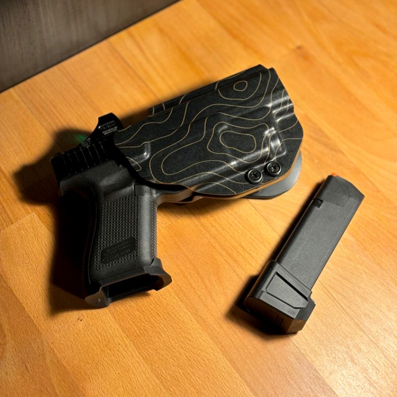 Light-Bearing IWB Kydex Holster – Hilliker Holster Co