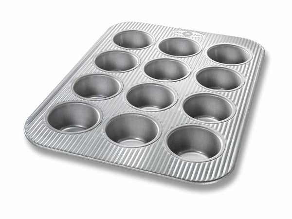 Jumbo Muffin Pan, 18 x 13, 12 Cups, Aluminum, Focus Foodservice 903515