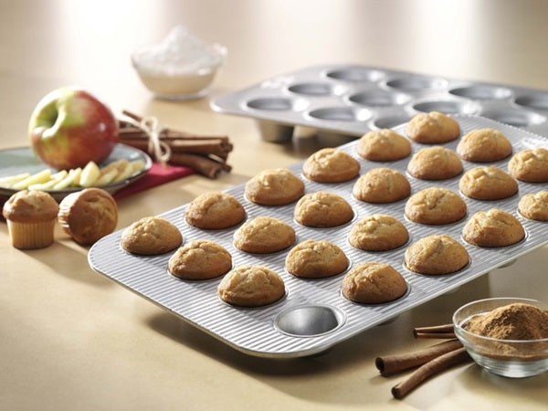 USA Mini Loaf Pans - Set of 4 – Lovetocook