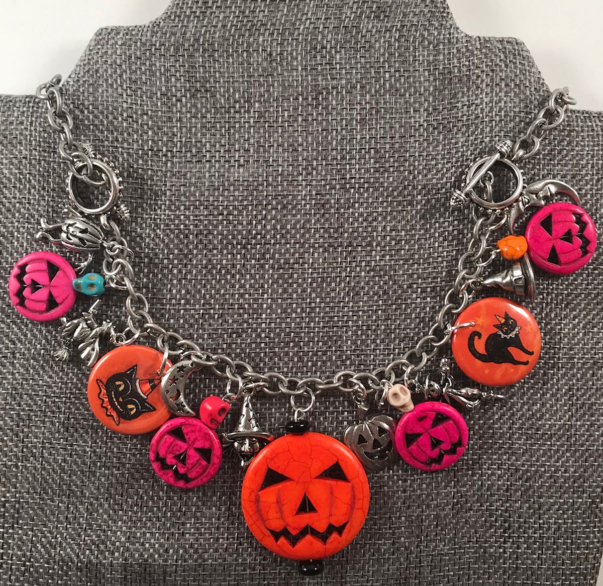 Halloween Jewelry – Vintage Halloween