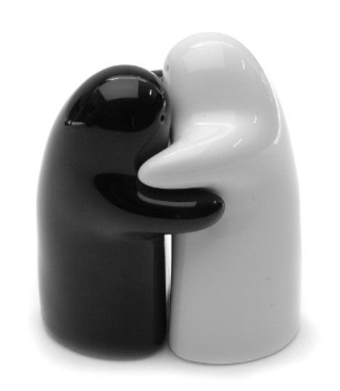 hugging salt and pepper shakers