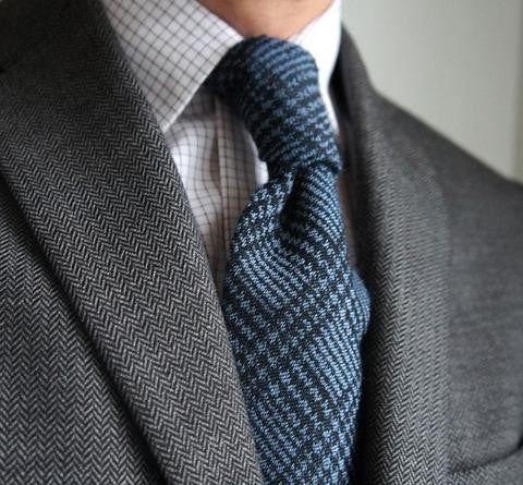 Woolen Tie 