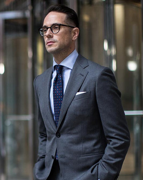 8 Unique Blue Suit Combinations With Shirts, Tie, And Shoes