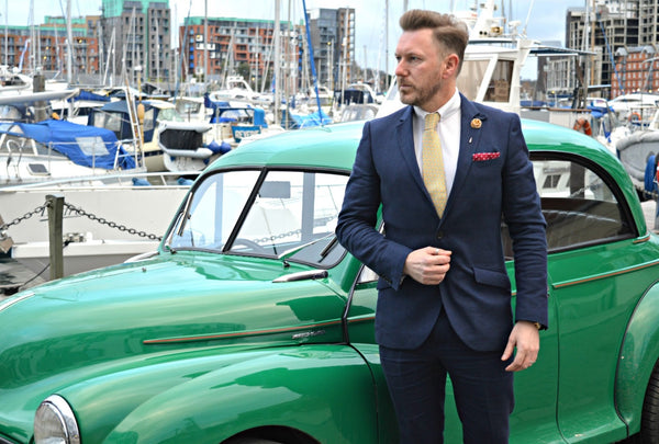 Shirt & Tie Combinations With A Navy Suit – The Dark Knot