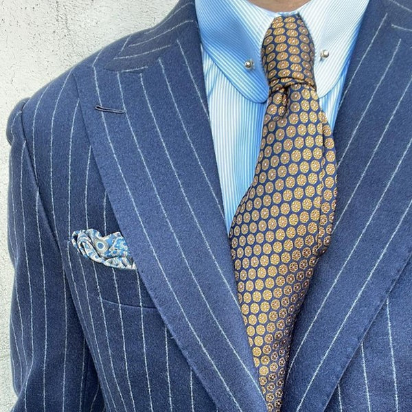 Art of The Gentleman Lapel Pin - Striped Burgundy Tie