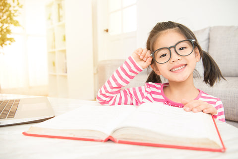 Build reading confidence in your child with kid-friendly reading tools.