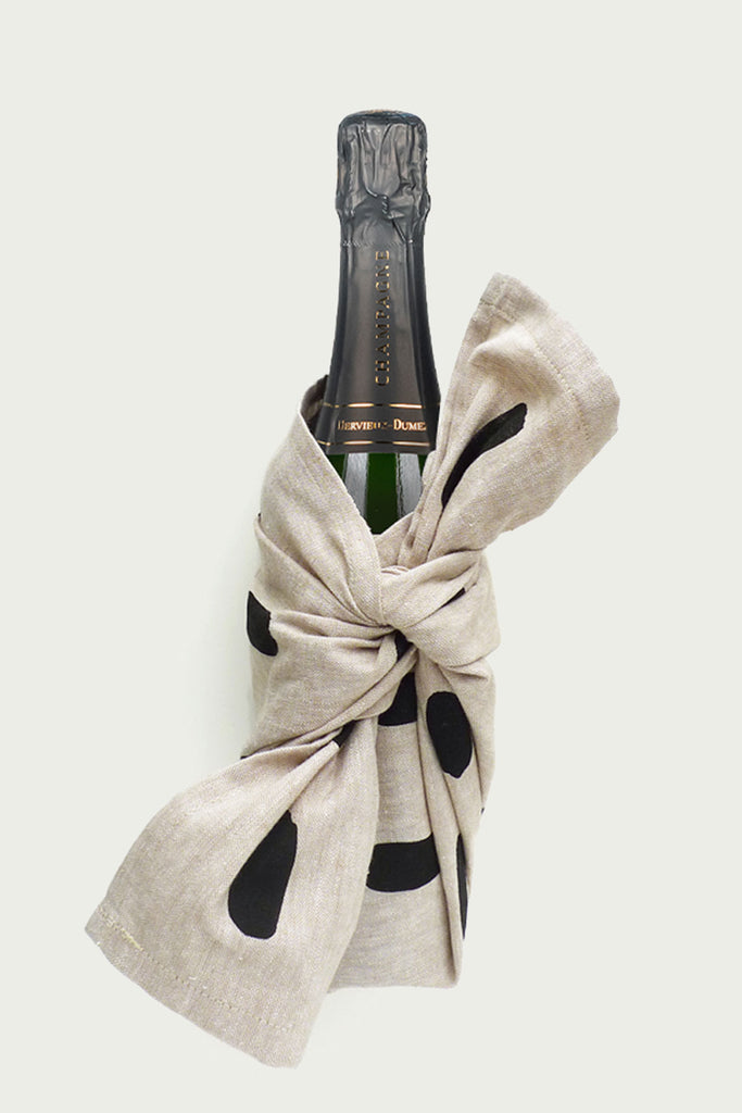 How to gift wrap Champagne or wine bottle