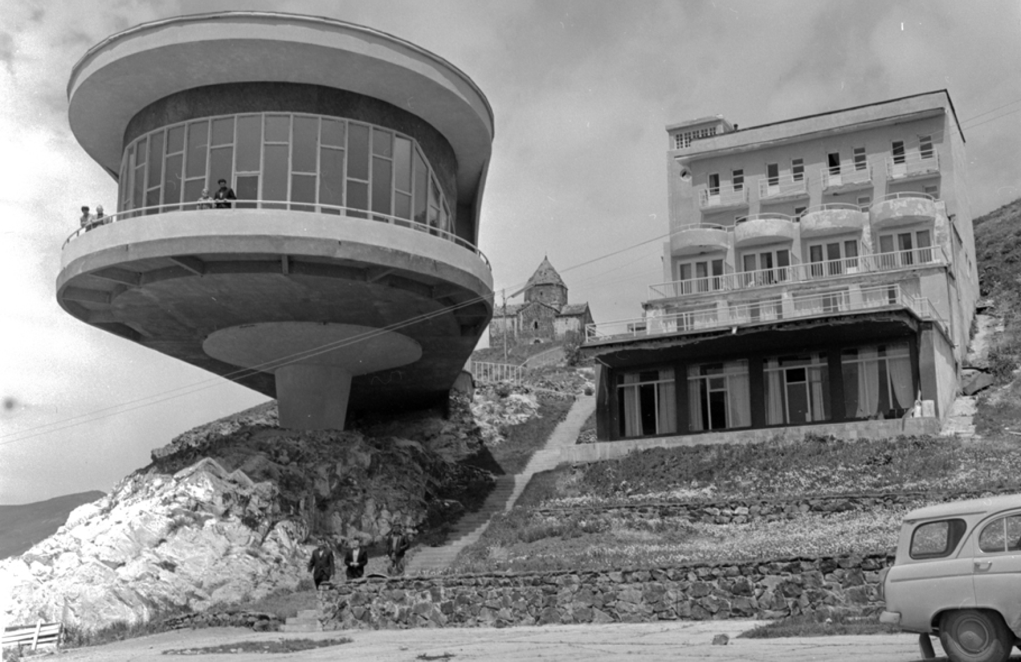 Lake Sevan Writers Retreat. Credit: Getty Foundation