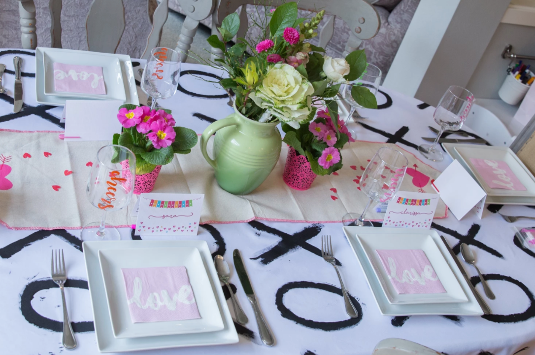 galentines brunch table setting
