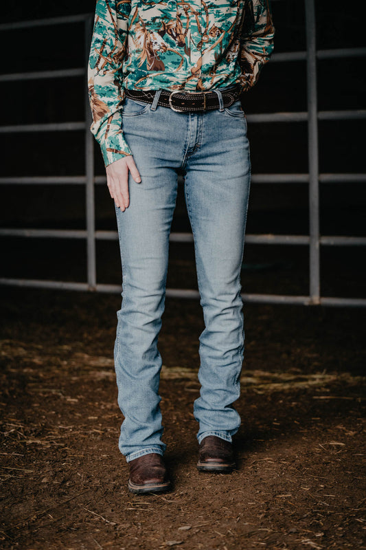 High Rise Bootcut w/Pinched Seam Detail Jeans - Abigail's