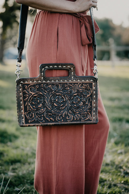 Double J Saddlery Men's Tooled Bifold Wallet