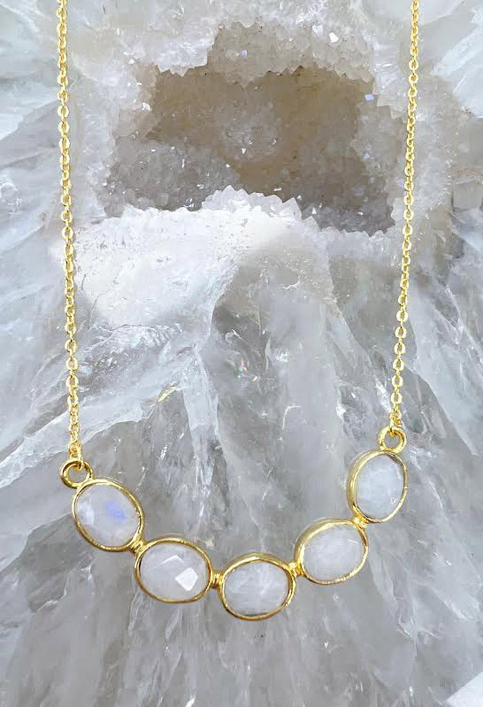 lagunaoaksoa Caroline Necklace-Moonstone