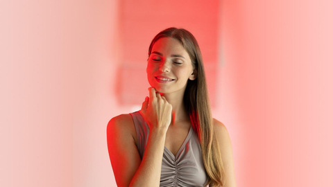 Red Light Therapy Brighten your Skin