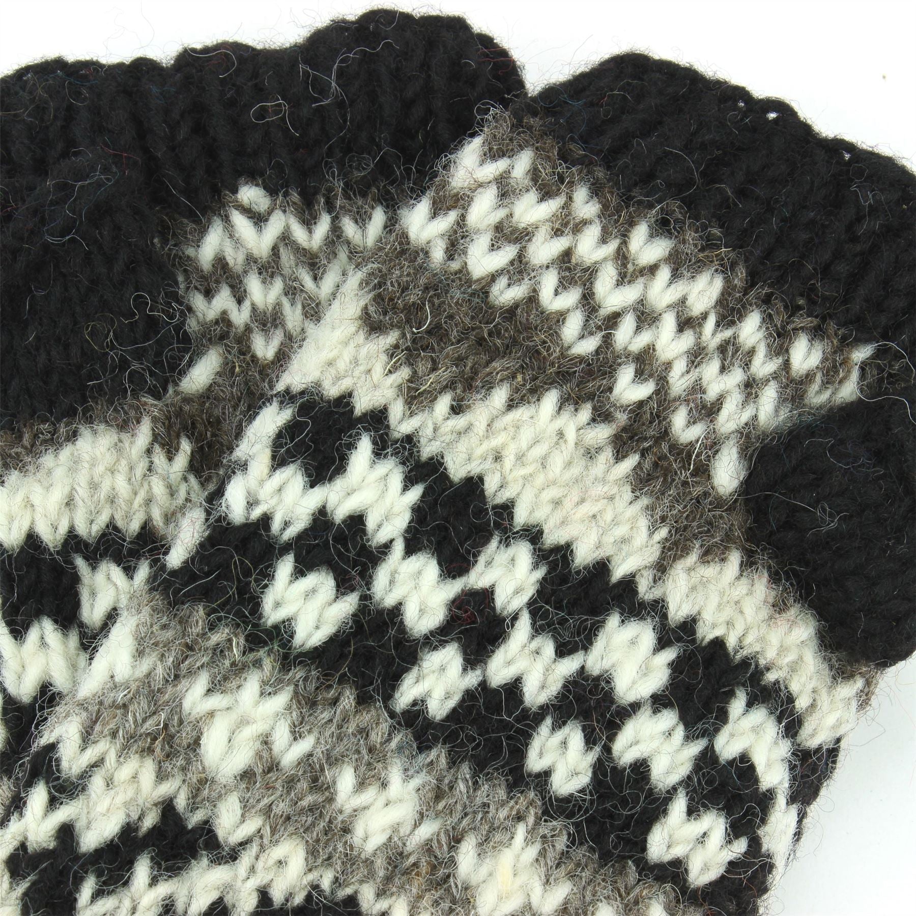 Chunky Wool Knit Arm Warmers - Chevron - Black