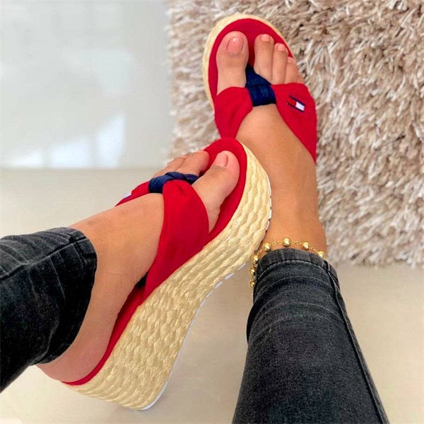 Corashoes Cute Color Matching Platform Slippers