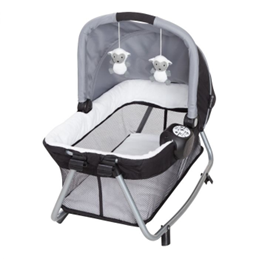 A portable bassinet that converts into a rocker | Jarrons Malaysia