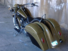 Load image into Gallery viewer, SOFTAIL BAGGER FENDER WITH RECESS
