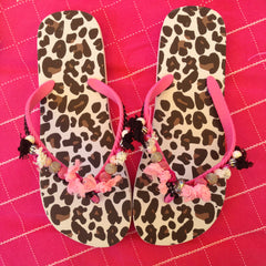 Uniek ontwerp zelf gepimpte teenslipper met HanneHaves Teenslipper DIY pakket