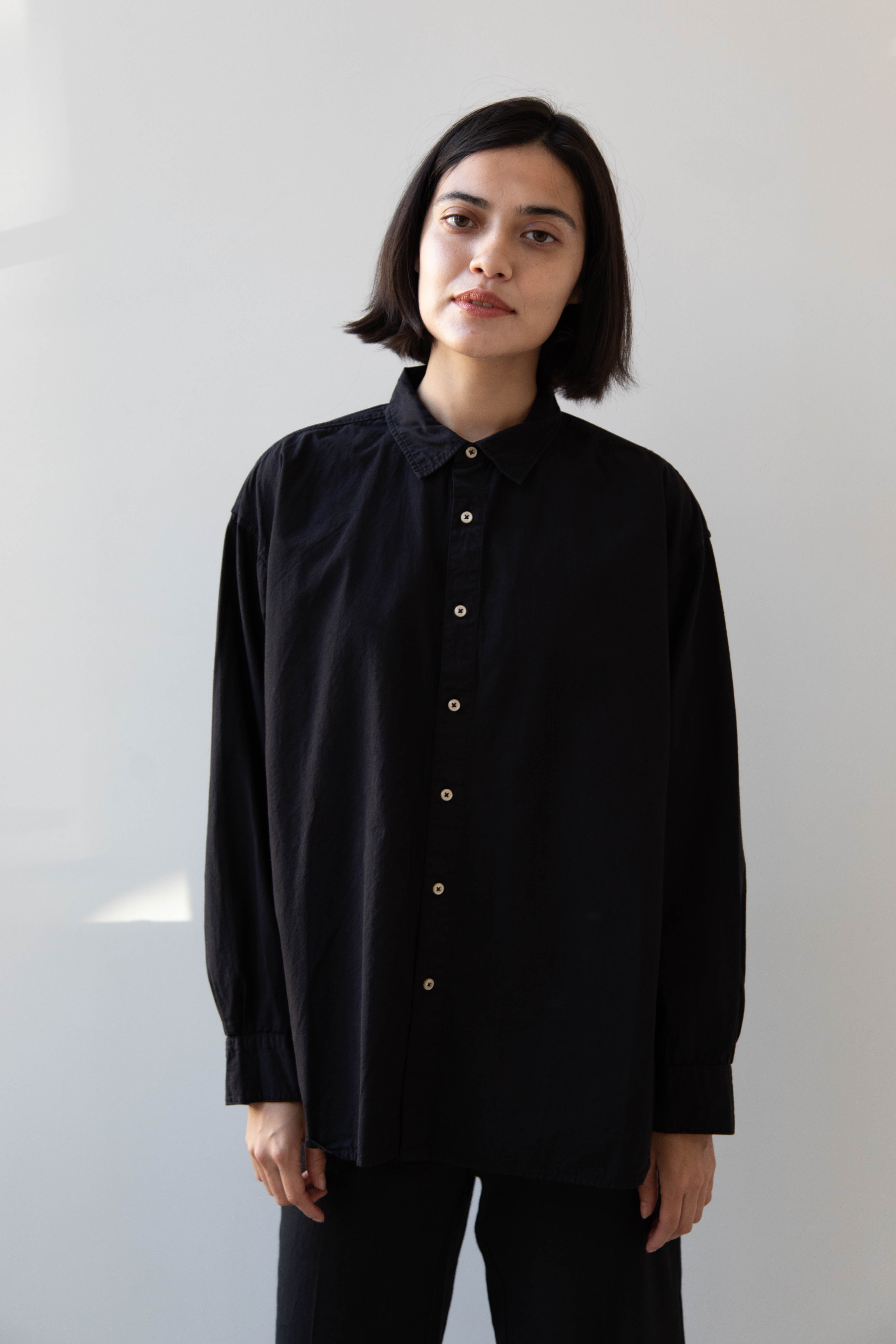 rennes — Armen  Collar Shirt in Black