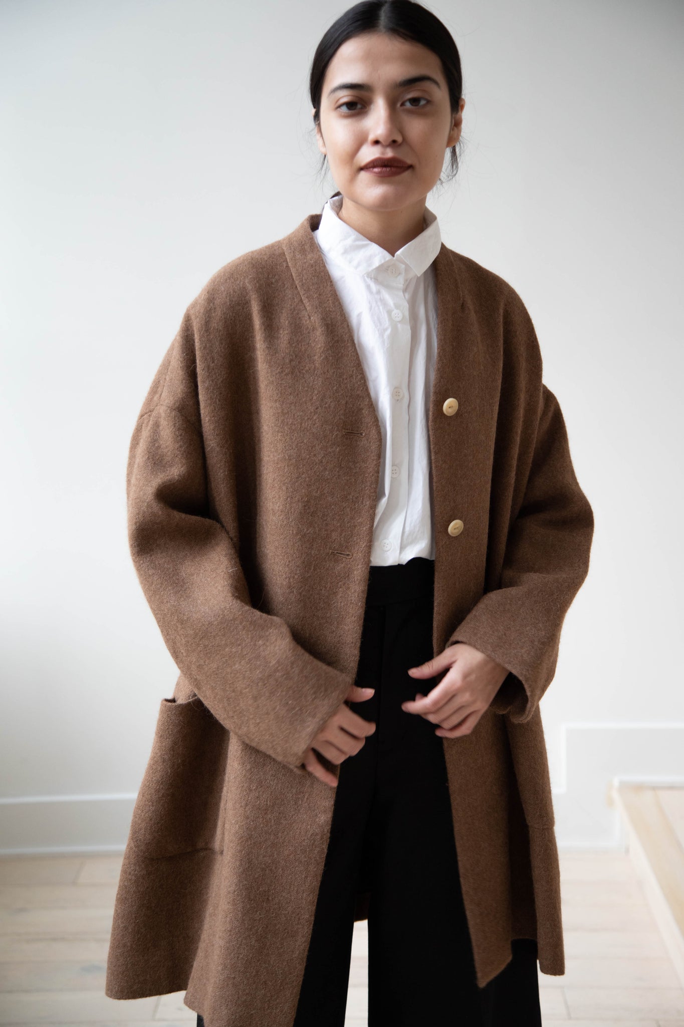 suu77さま専用 arts&science V Neck Robe Coat | www.jarussi.com.br