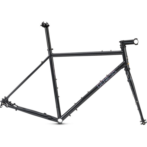 Genesis Croix de Fer 20