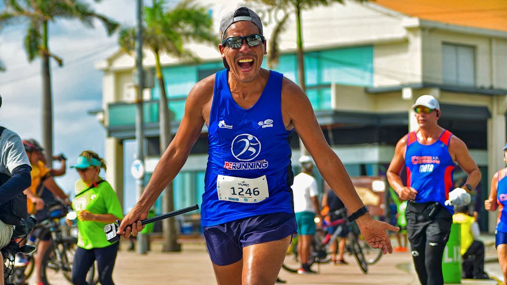 enthusiastic runner wearing vocalskull sports