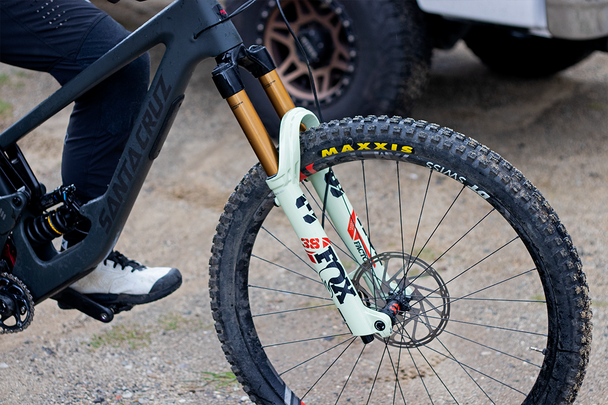 Fox 38 VS RockShox ZEB