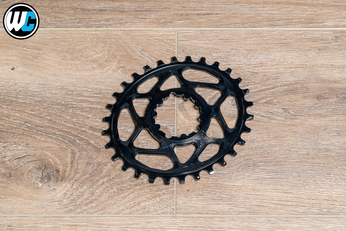 AbsoluteBlack Oval Chainring