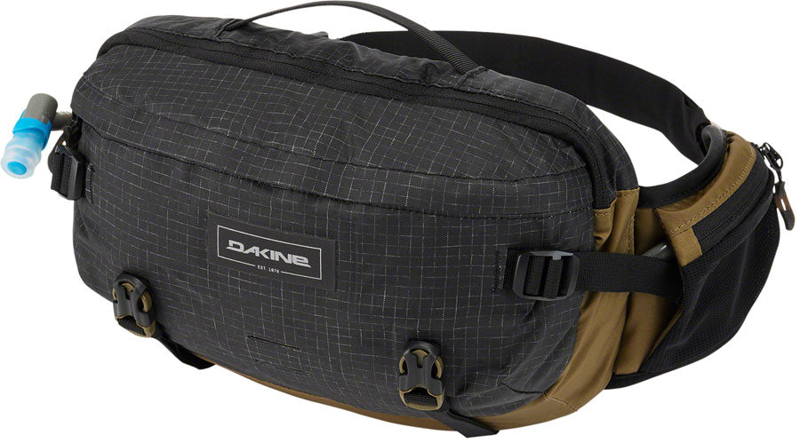 dakine-seeker-lumbar-hydration-pack-6l-2l-70oz-reservoir-black