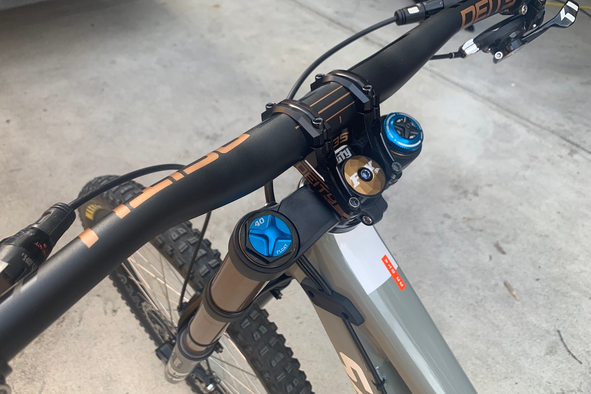 How To: Installing Volume Reducers on 2020 Fox Forks - Worldwide Cyclery